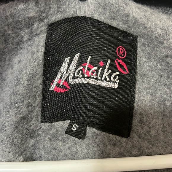 Gray Jacket - Picture 2 of 6